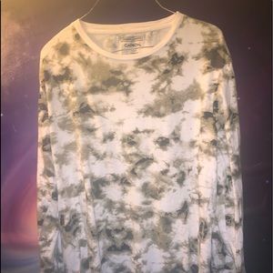 Long Sleeve Shirt Size Medium